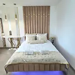 Apartpodhale *