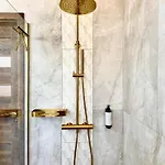 Apartpodhale *