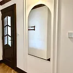 Apartpodhale *