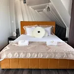 Apartpodhale